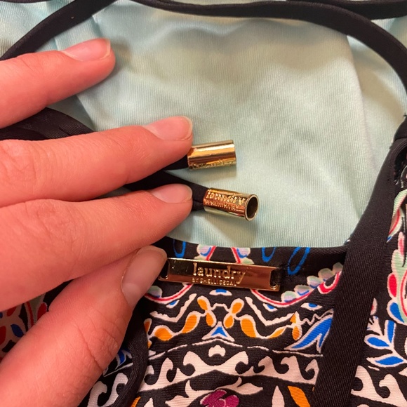 Laundry by Shelli Segal Kaleidoscope One-Piece - Picture 3 of 4